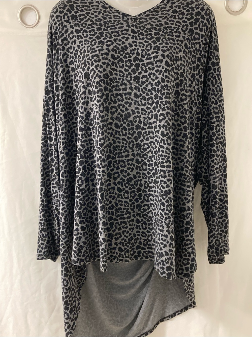 Penningtons 2X Grey Leopard Print High Low Tunic Top Plus Size